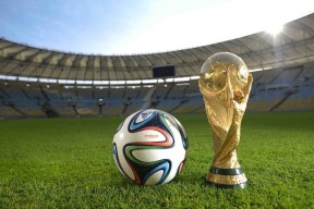 FIFA世界杯分組-库里狂飙得分、FPX极限翻盘，双料封神之夜